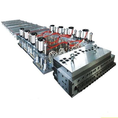 Gepolijst en elektroplaat 700 mm CPVC WPC holle deurpaneel extrusievorm Exporteur