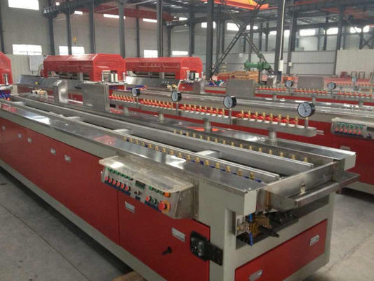 ABB Inverter PVC WPC-machine voor het maken van plastic profielen voor ramen en deuren