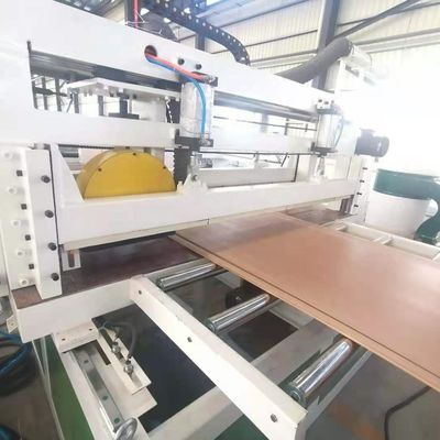 Productie van platen PVC WPC schuimplaat extrusielijn met niet toepasbare schroef L/D verhouding
