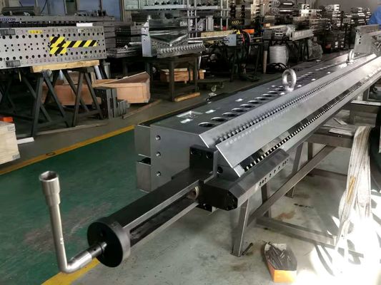 Duurzame 850 mm HDPE PP extrusieplaat die kop vorm voor aanpasbare behoeften