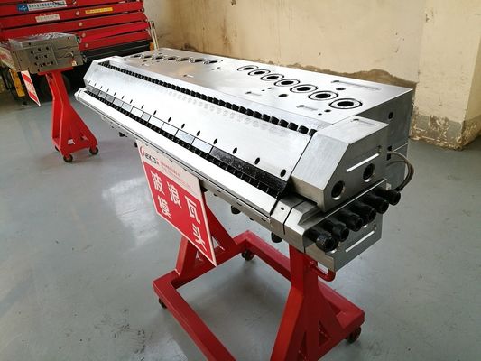 Duurzame 850 mm HDPE PP extrusieplaat die kop vorm voor aanpasbare behoeften