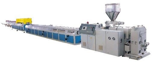 38CrMoALA Schroefmateriaal WPC PVC Wandpaneel Profiel Extrusie Machine Productielijn