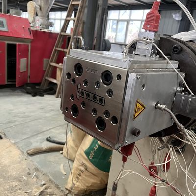 Elektroplatering Polijst PVC Skirting Baseboard Profiel Extrusiemulp voor producten