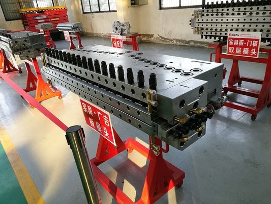 1000 mm breed P20 enkelkanaalvorm voor de productie van aanpasbare meubelplaten