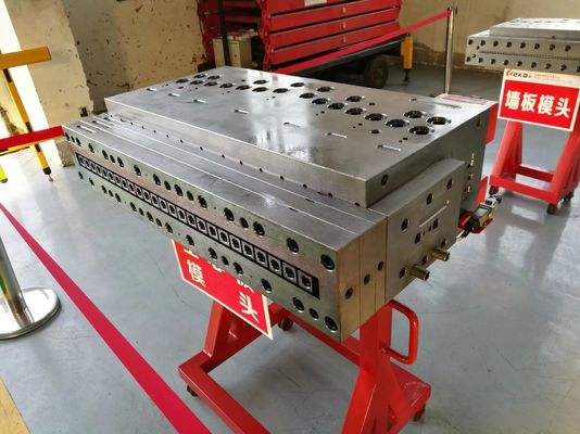 Professionele vormmaker voor WPC/UPVC holle deuren extrusie Breed 1000 mm Grootte