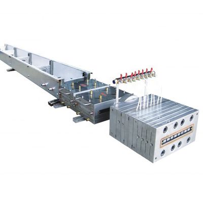 WPC-dekproducten met EKO- en 3Cr17-vormmateriaal