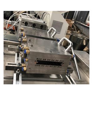 WPC-dekproducten met EKO- en 3Cr17-vormmateriaal