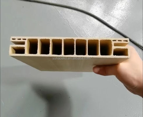Op maat gemaakte rigide PVC-extrusiematerieel voor kastenplaat schuimplaat wandplaat holle deurplaat 5 jaar vormlevensduur
