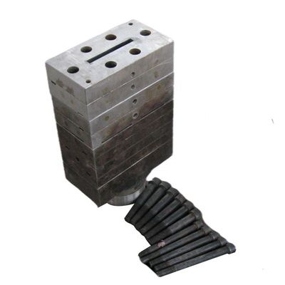 2Cr13 Materiaal PE Hout Plastic Mould voor klantvereisten
