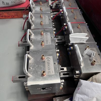 Zilveren PVC/UPVC venster-extrusieplastiekprofielenvorm voor de serie 70 en 60