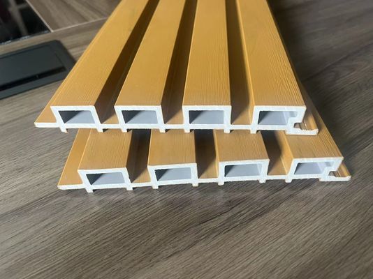 Tegenroterende conische tweescrew WPC-extrusie-machinelijn voor superieure output