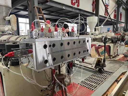 Verkoper UPVC huishoudelijk product Vorm voor vensterbankpanelen Extrusie Gietvorming