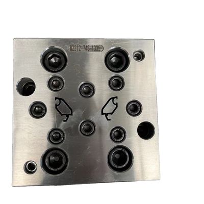 UPVC-extrusiemolde voor PVC-houten plasticskousen Profielvorming van basisplanken