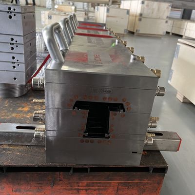 AutoCAD Design Zilveren PVC-profielvorm voor venster- en deurextrusie in verschillende ontwerpen