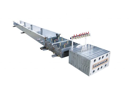 WPC-PVC-buizen met extrusie-die-ontwerpvorm met elektroplatering, poetsoppervlaktebehandeling