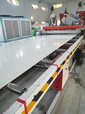 Elektroplating Polijstoppervlaktebehandeling voor geproduceerde PVC-schuimplaten/extrusievormen