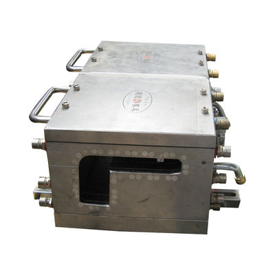 Elektroplatering Poetsoppervlaktebehandeling WPC PE PP Profielen Extrusie Die Design Mould