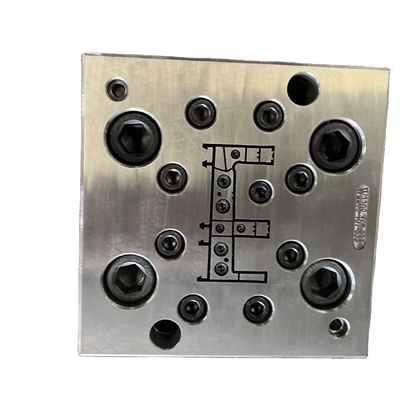Precieze PVC WPC zilveren deurframe profiel extrusie mal voor plastic gietbehoeften