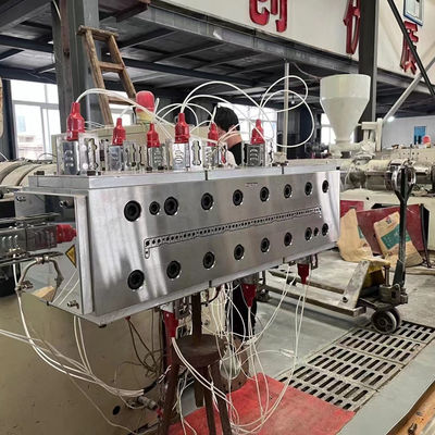 1 holtevorm op maat pvc wpc holle deurplaat extrusie vorm en profielen vorm
