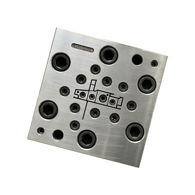 UPVC Plastic Skirting Baseboard Profile Extrusion Tool voor AutoCAD Design Performance