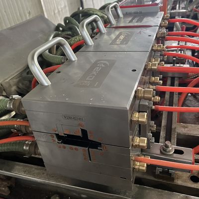 UPVC Plastic Skirting Baseboard Profile Extrusion Tool voor AutoCAD Design Performance