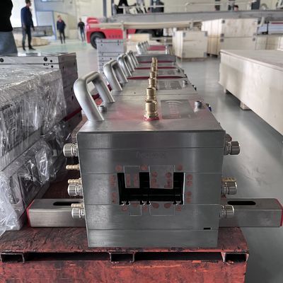 Klantgrootte UPVC-vorm voor -geproduceerd venster- en deurprofiel in extrusievorming