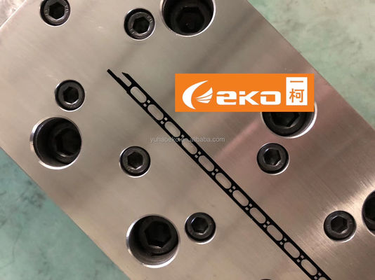 Zilveren Filippijnen gelamineerd De Pvc Para Paredes 2X4 Plafondpaneel Techo De Raso Pvc Cielo plastic vorm