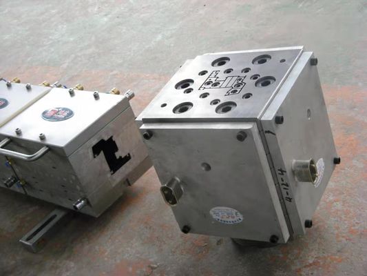Professionele PVC-profielonderdelen extruderen voor elektroplatingpoetsbehandeling