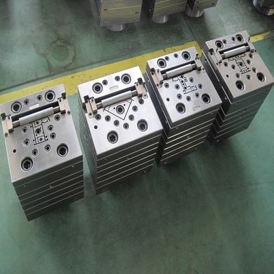Professionele PVC-profielonderdelen extruderen voor elektroplatingpoetsbehandeling