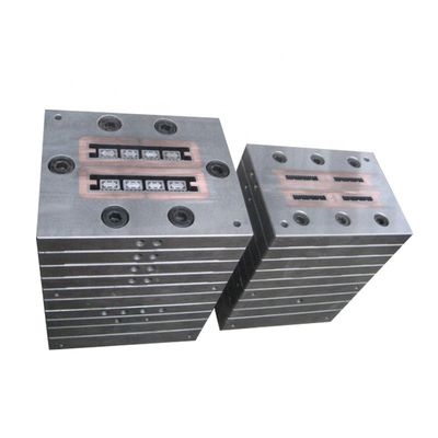 Precision WPC PVC Pipe and Profile Windows Extrusion Die Design Mould voor maat