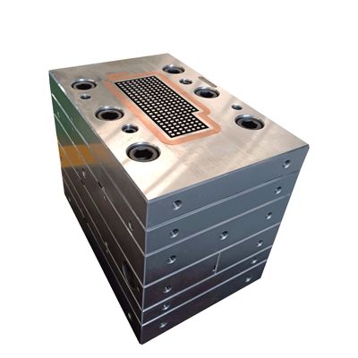 Precision WPC deurframe vorm en kalibratie met water tank