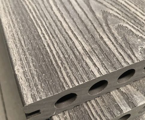 AutoCAD ontworpen PE WPC Decking Profile Louver Wandbekleding Productielijn voor de markt