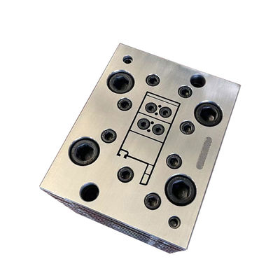 1 Holte PVC-extrusievorm voor maatgrootte en specificaties van het product