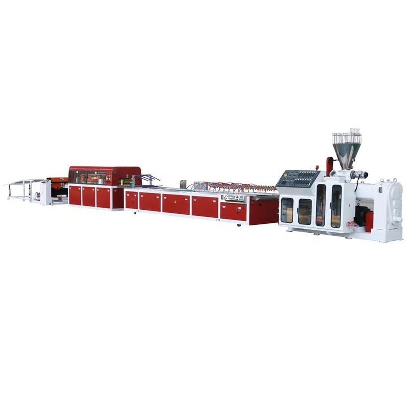 55kW Kracht Yuhao PVC deurpaneel extrusie machine voor SIEMENS Pvc profiel productie