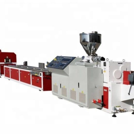PP Turn-key project WPC Decking Profile Extruder Machine met hout afvaloplossing