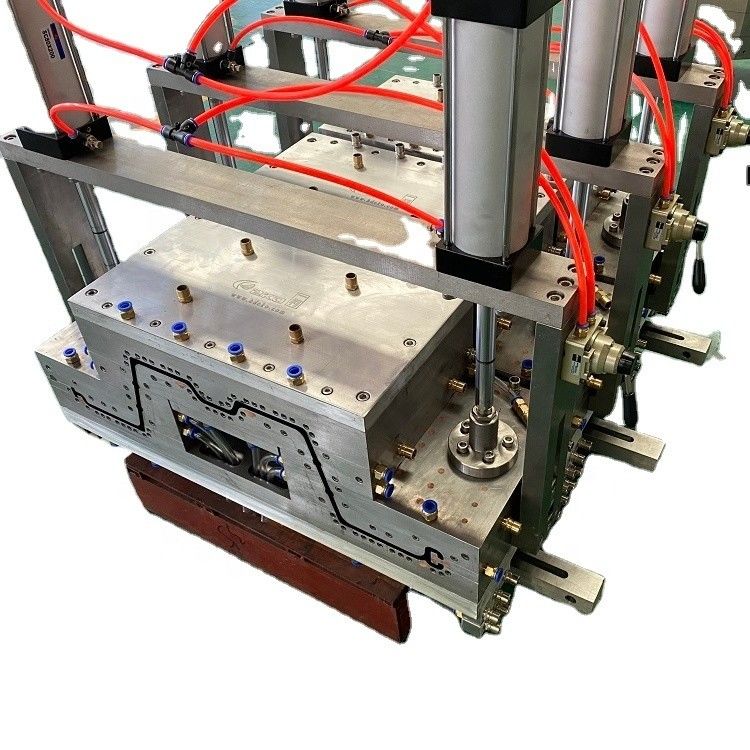 Hoogproductieve PVC Plastic Flood Protection Stopper Extrusion Tooling door Eko Mould
