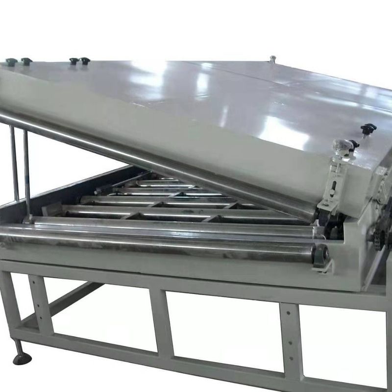 Productielijn voor PVC-daktegels met dubbele schroef met een schroefdiameter van 80/156 mm