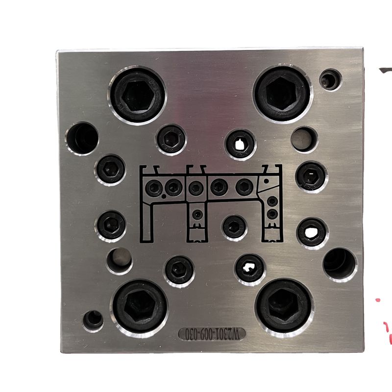 UPVC Profielvorm voor AutoCAD Ontworpen Twin Screw Extruder en Productie op maat